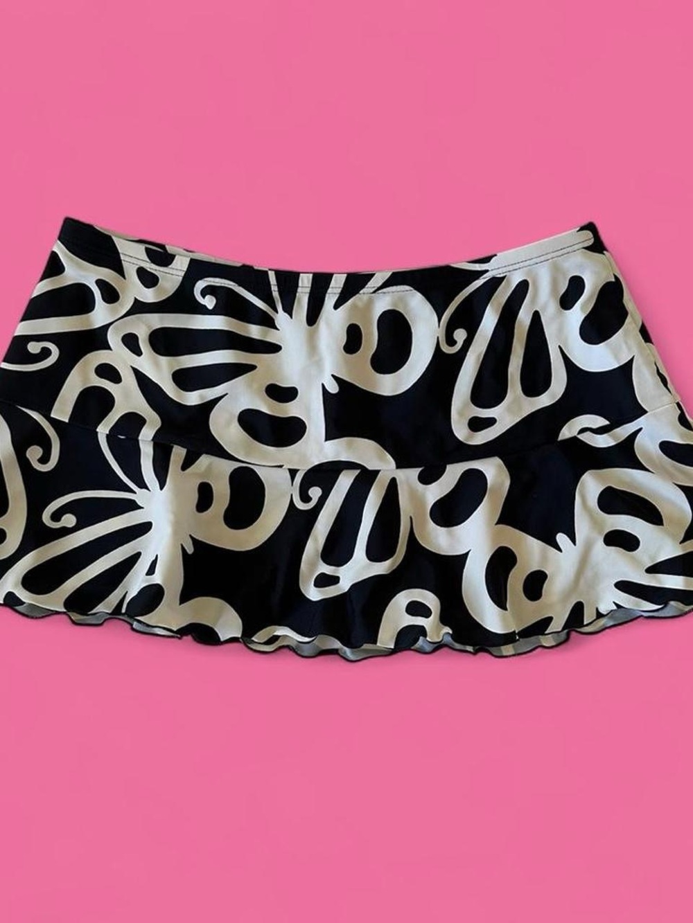 VENUS Black & White Abstract Ruffle Mini Swim Skirt